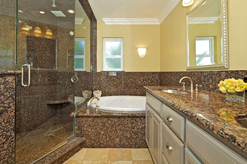Ocean Palms Beach Resort Карлсбад Стая снимка