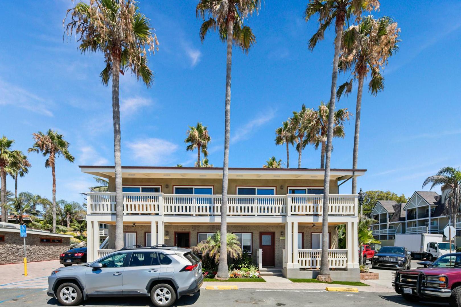 Ocean Palms Beach Resort Карлсбад Екстериор снимка