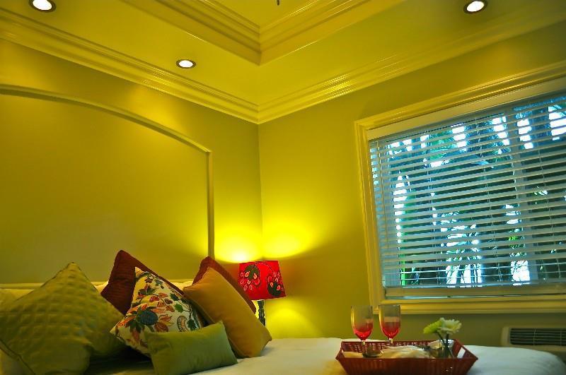 Ocean Palms Beach Resort Карлсбад Стая снимка